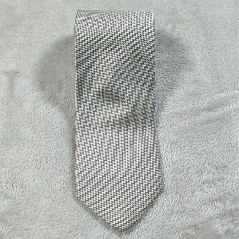Vintage Robert Talbott Tie Mens 3.75x57.5 Silver Silk Geometric Abstract USA